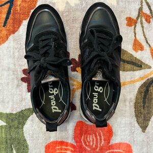 Like NEW Paul Green Black Leather Sneakers/Gym Shoes